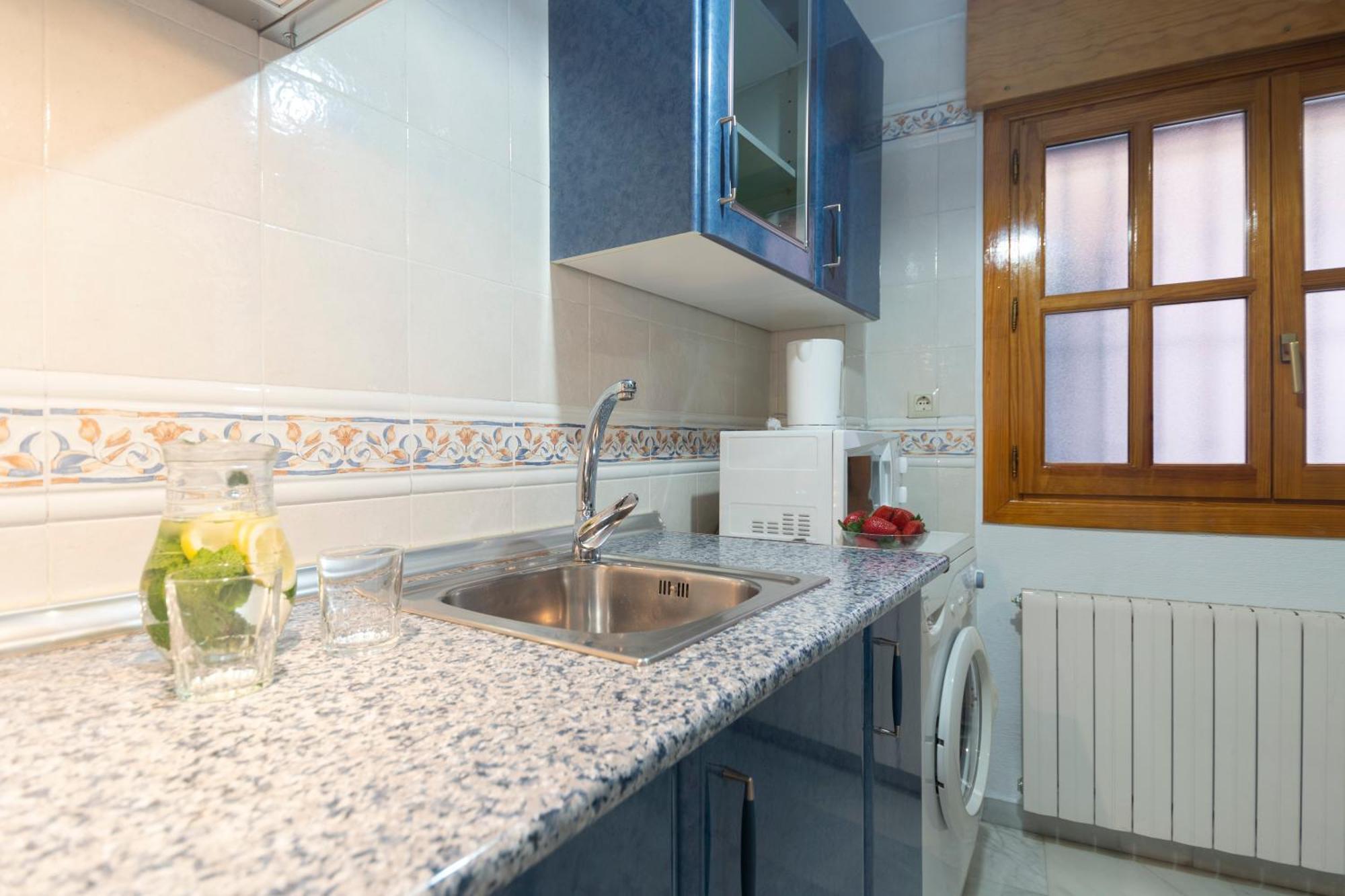 Apartamento Adultos Centro Nueva De La Virgen 2 Free Parking Granada Esterno foto