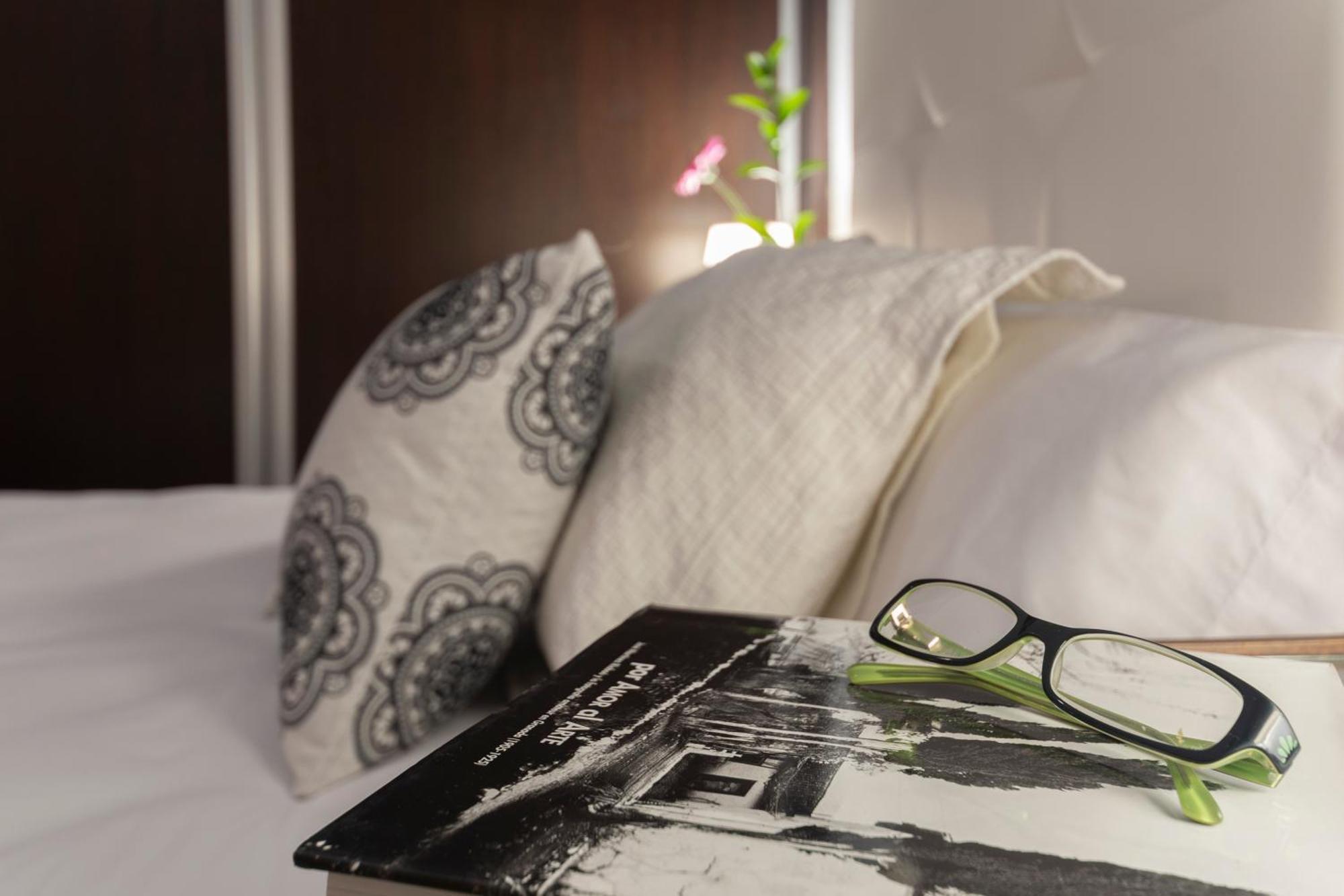 Apartamento Adultos Centro Nueva De La Virgen 2 Free Parking Granada Esterno foto